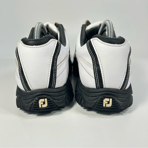 FootJoy FJ Contour Series White Leather Spikes Golf Shoe 54051; Men's Size 9.5 M - Picture 10 of 16